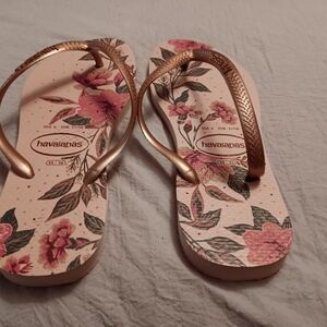 Havaianas Gold/Pink Sandals Floral Design